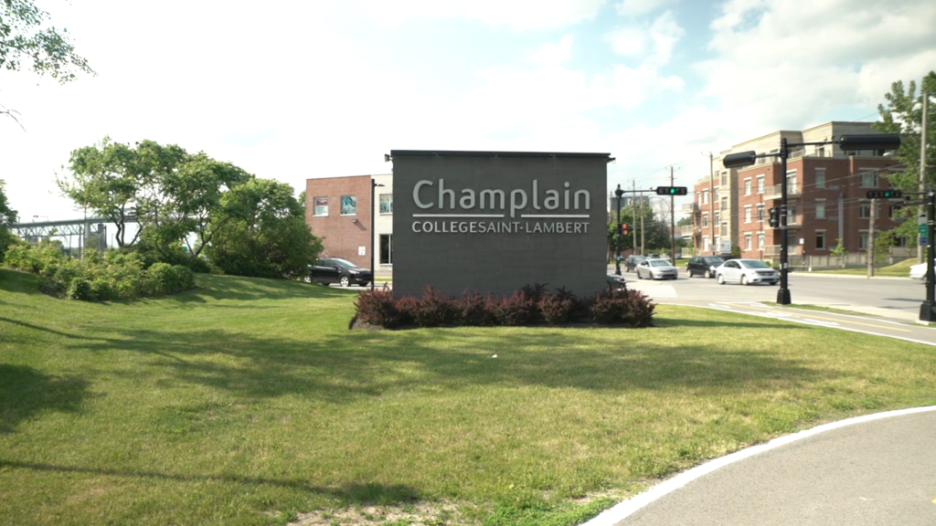 Sign of Champlain College Saint-Lambert campus